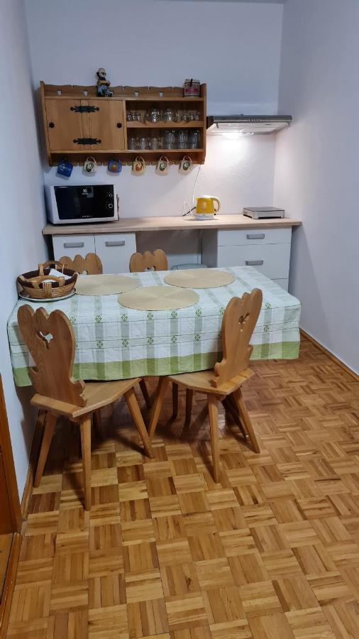 Liptovský MikulášPenzion Piano公寓 外观 照片