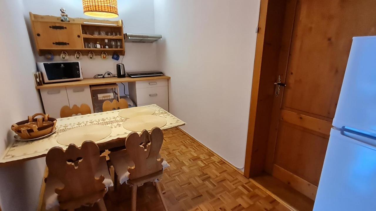 Liptovský MikulášPenzion Piano公寓 外观 照片